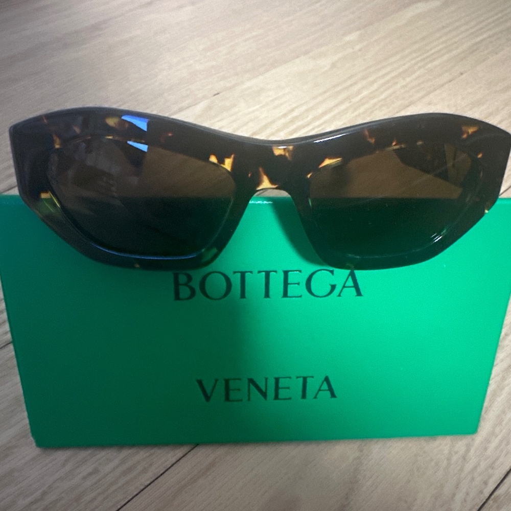 Bottega Veneta New Sunglasses…very trendy! Brand new less than half price!